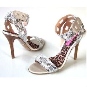 Betsy Johnson Judson Sequin and Gold Heels Size 7M